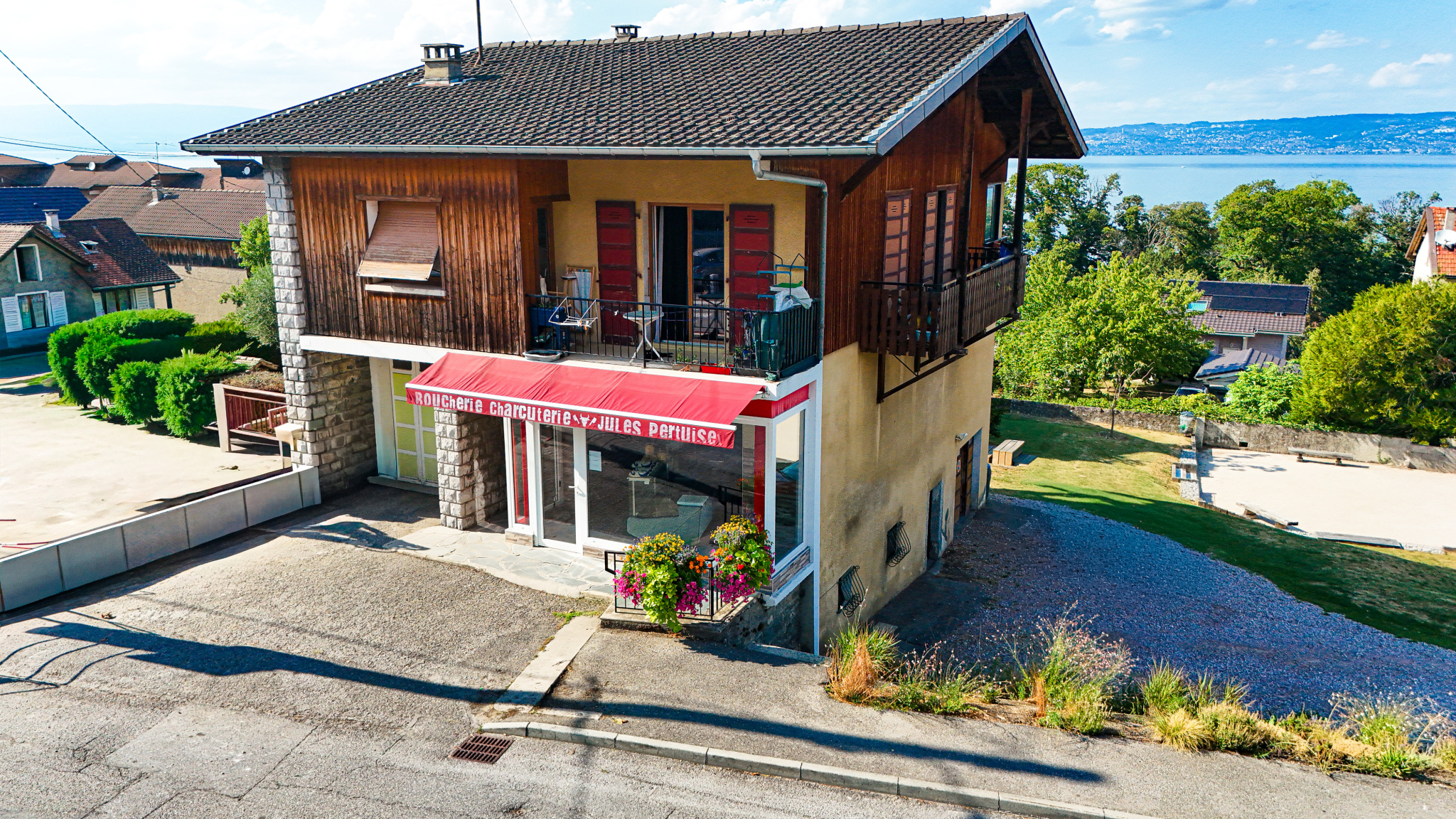 À reprendre Boucherie artisanale de renom à Lugrin, au cœur du Chablais